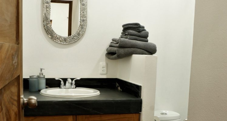 Belenos Inn - bathroom