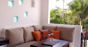 Luna Suite lounge area - Belenos Inn