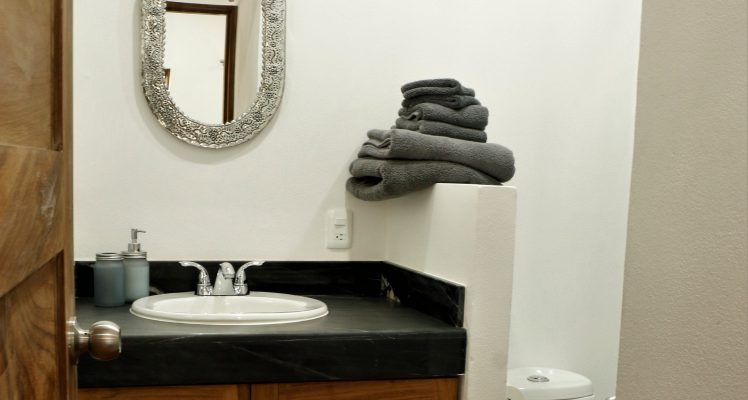 Belenos Inn - bathroom